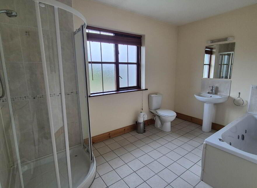 54 Coylin Court, Ramelton, F92D894