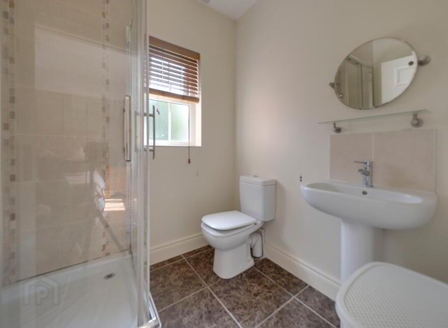2 Red Row, Toomebridge, BT41 3UJ
