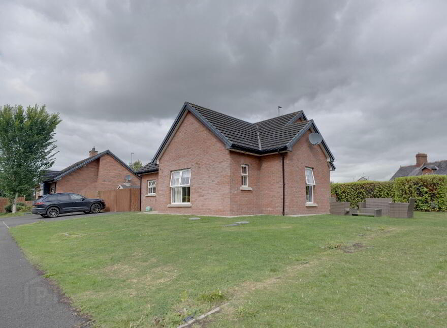 2 Red Row, Toomebridge, BT41 3UJ