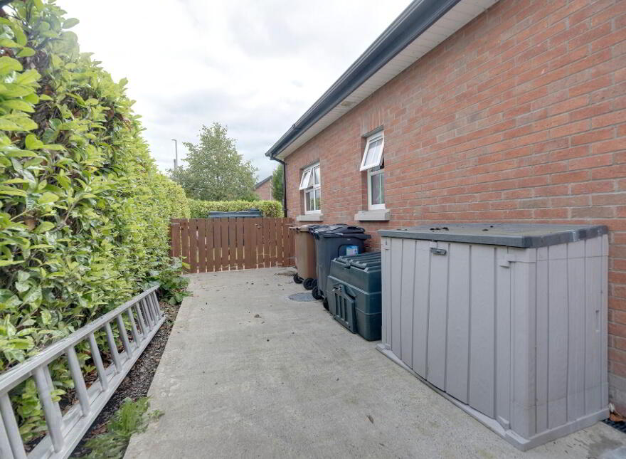2 Red Row, Toomebridge, BT41 3UJ