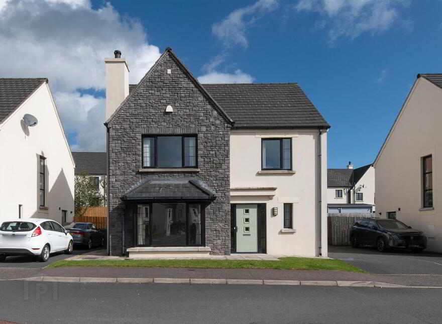49 Bishops Green, Banbridge, BT32 4FB