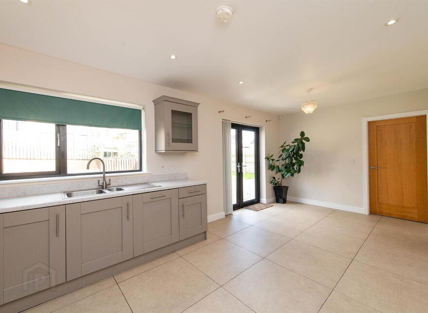 49 Bishops Green, Banbridge, BT32 4FB