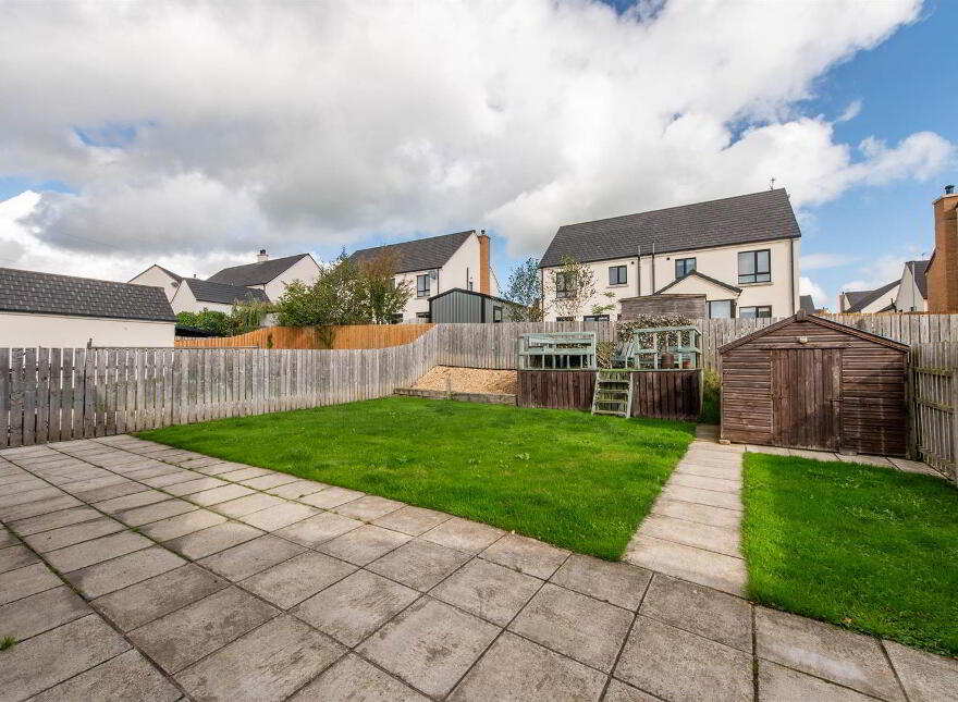 49 Bishops Green, Banbridge, BT32 4FB