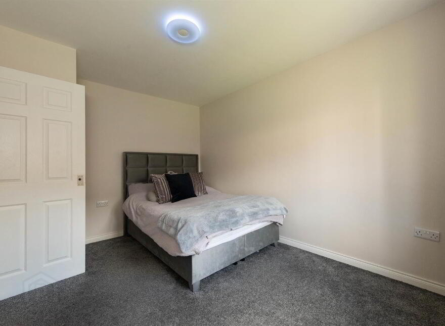 30 Summerhill Brae, Banbridge, BT32 3LS