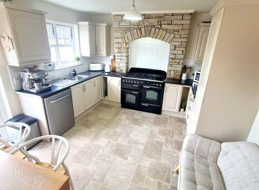23 Ecclesville Heights, Fintona, Omagh, BT78 2DG