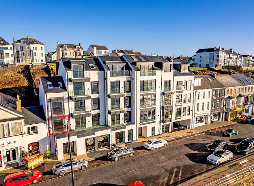 Apartment 1 17 The Promenade, Portstewart, BT55 7AH photo