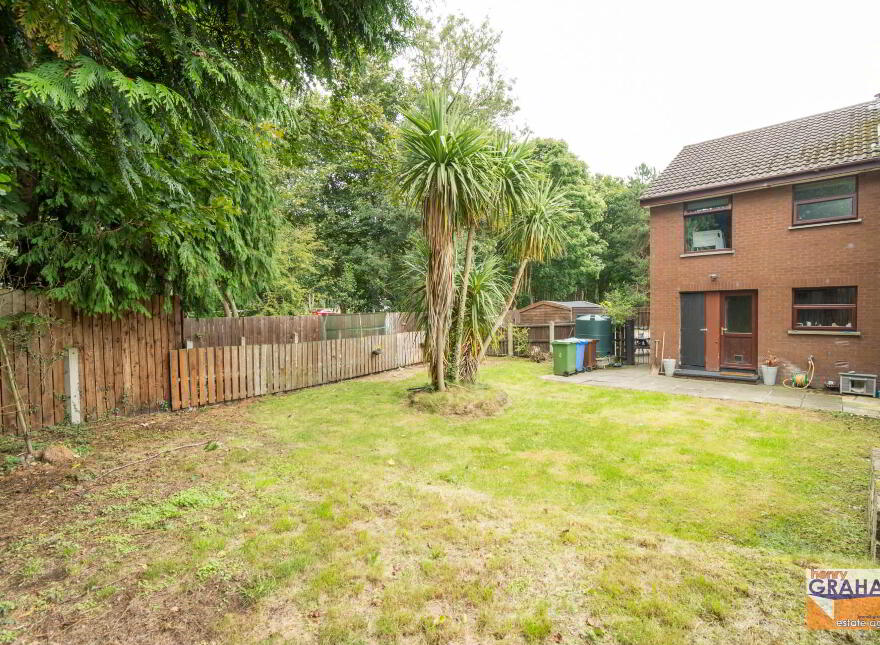 9 Knockburn Crescent, Lisburn, BT28 8QH
