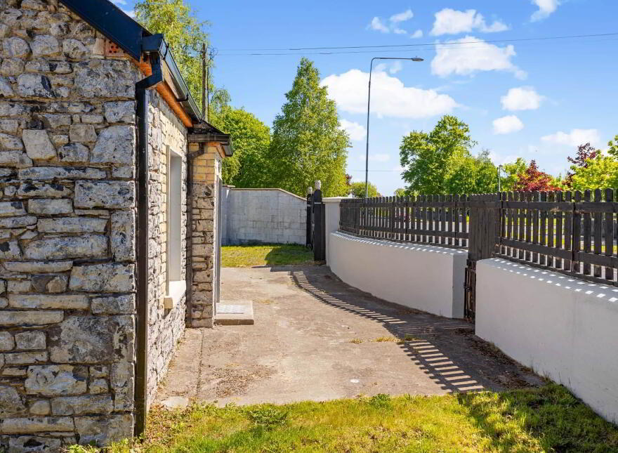 Parkstown Lodge, Trim Road, Ballivor, C15N5YD