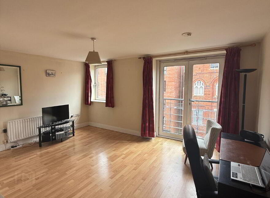 C31 Whitehall Square, 181 Sandy Row, Belfast, BT12 5EU