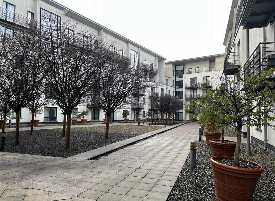 C31 Whitehall Square, 181 Sandy Row, Belfast, BT12 5EU