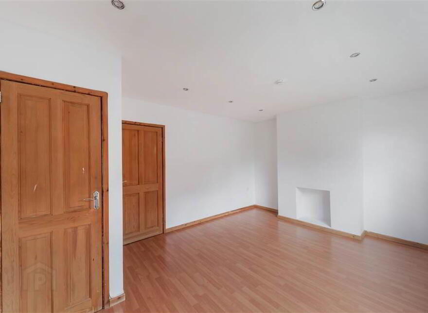 108b Inishowen Drive, Belfast, BT10 0EX