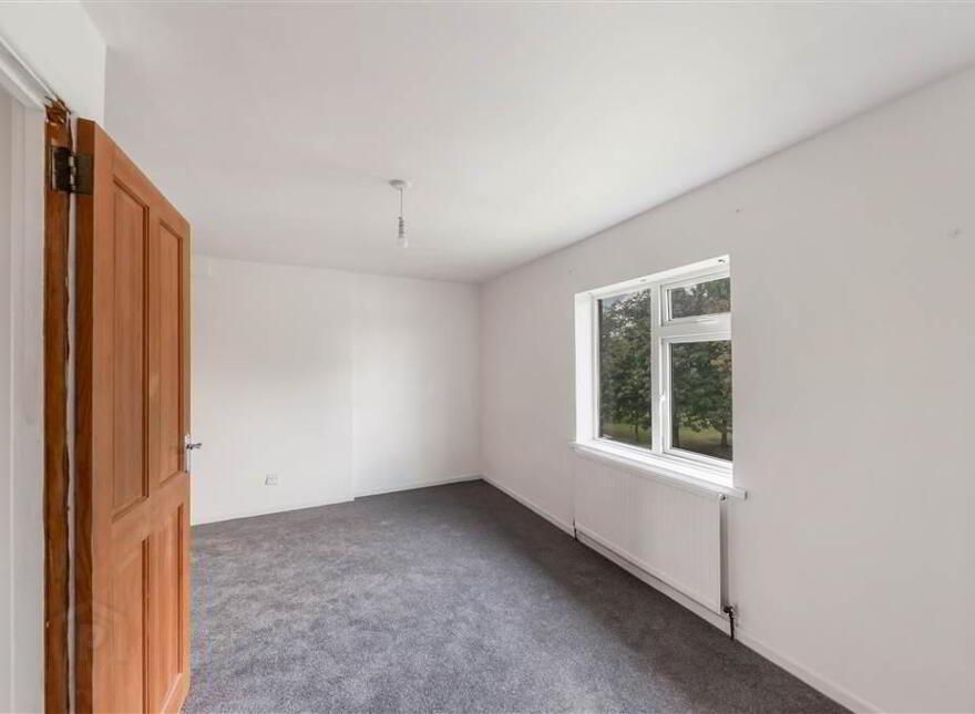 108b Inishowen Drive, Belfast, BT10 0EX