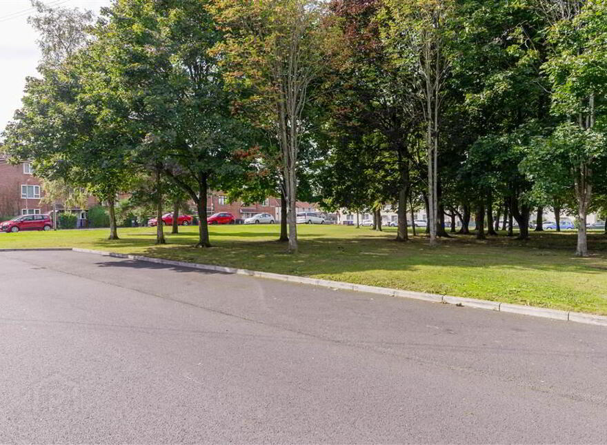 108b Inishowen Drive, Belfast, BT10 0EX