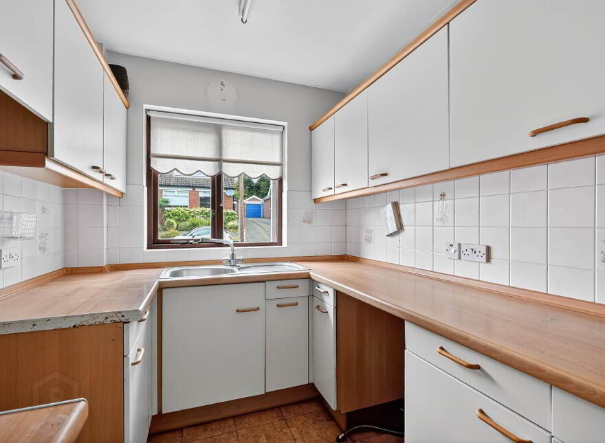 1c Kingsdale Park, Gilnahirk, Belfast, BT5 7BY