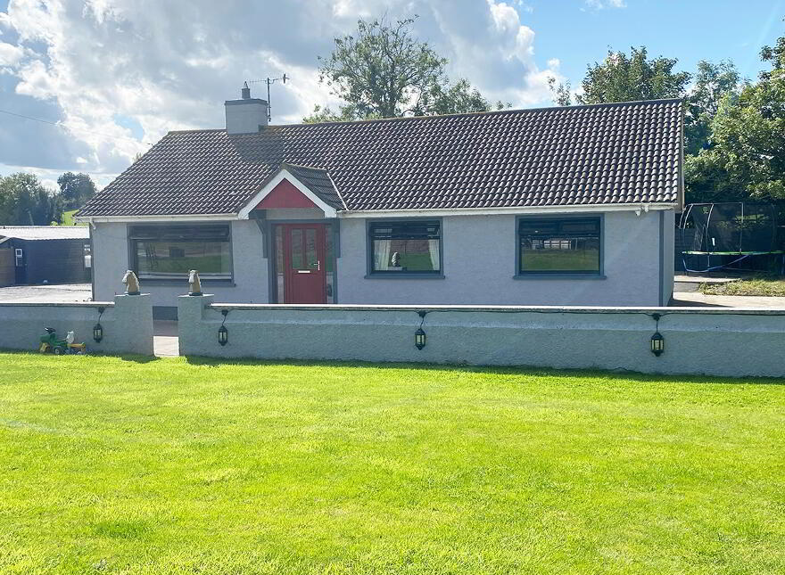 34 Fourtowns School Road, Poyntzpass, BT35 6QX