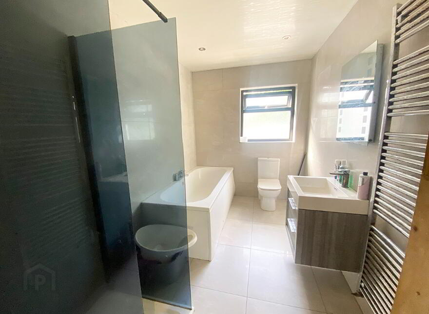 34 Fourtowns School Road, Poyntzpass, BT35 6QX
