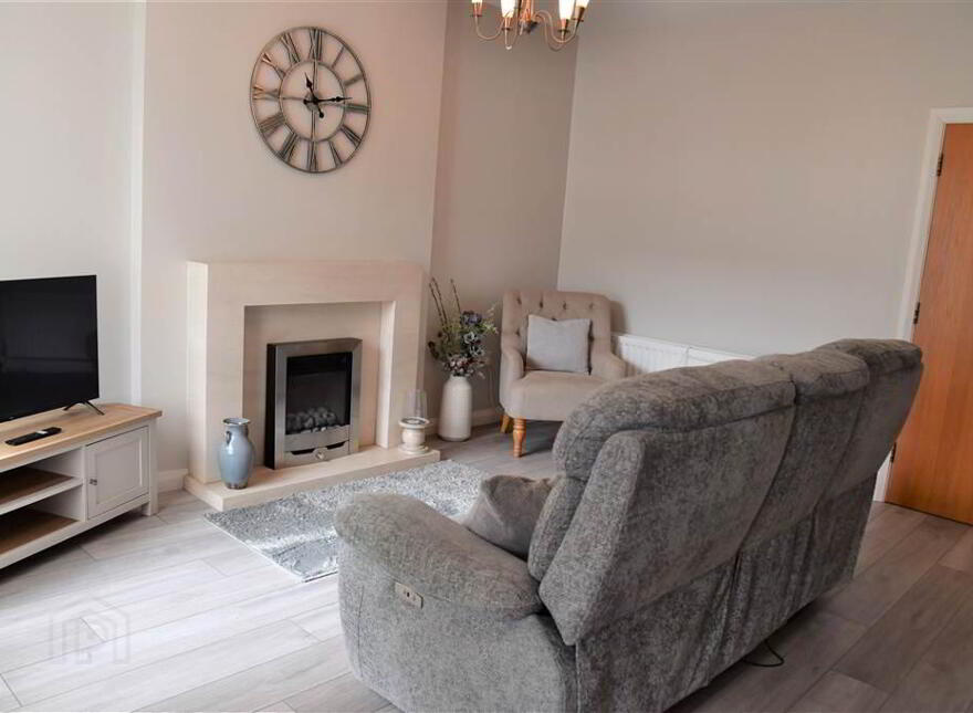 39 Tullymore Garden, Broughshane, Ballymena, BT43 7GU