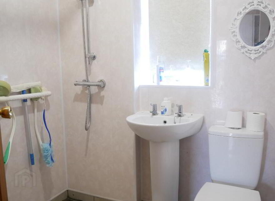 139 Derrin Road, Enniskillen, BT74 6BB