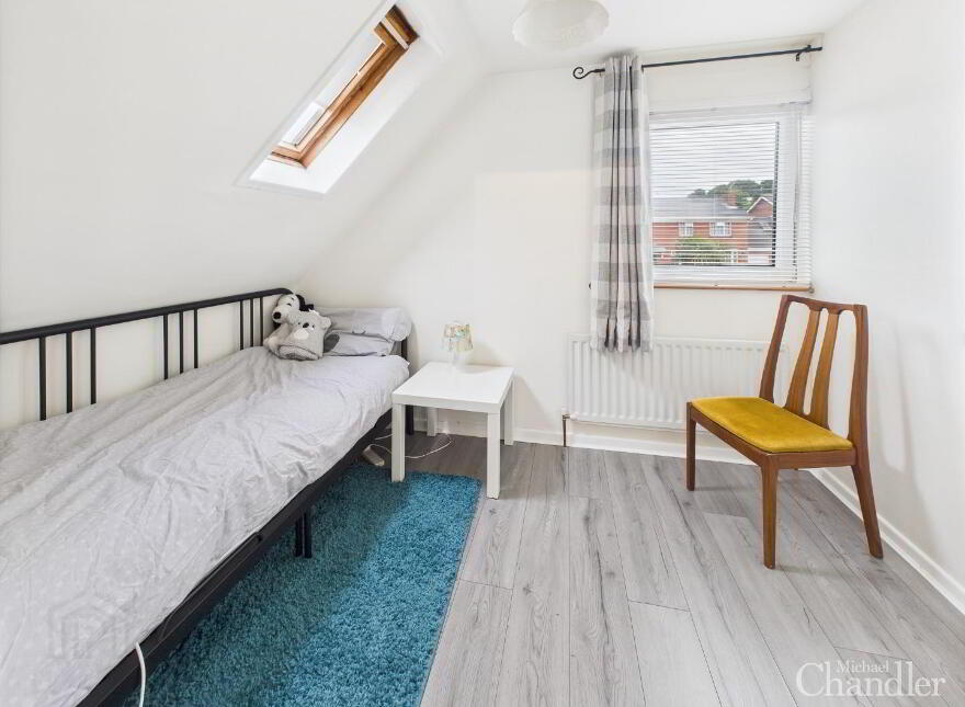 1 Hanwood Avenue, Dundonald, Belfast, BT16 1XN