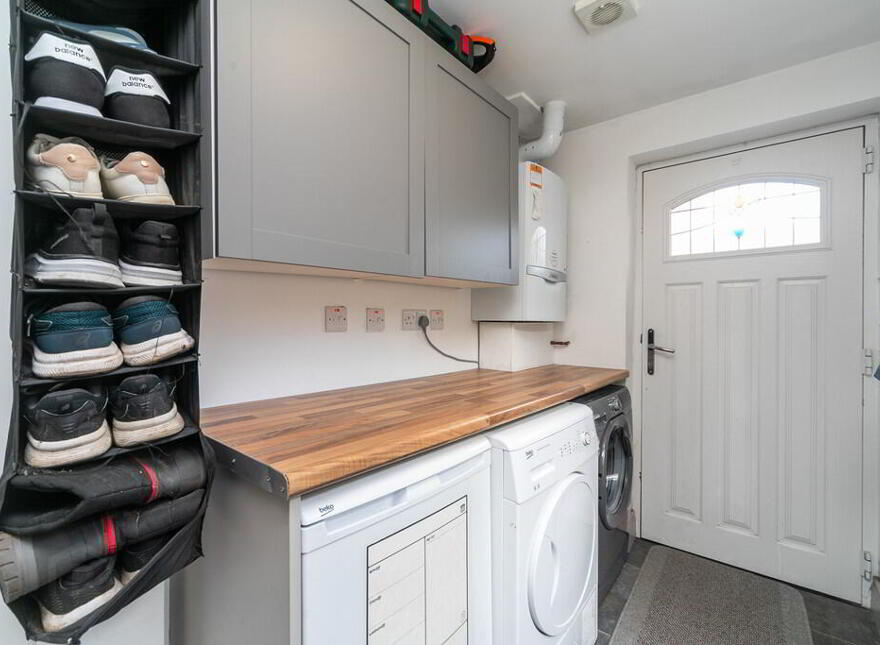 32 Wandsworth Gardens, Belfast, BT4 3NL