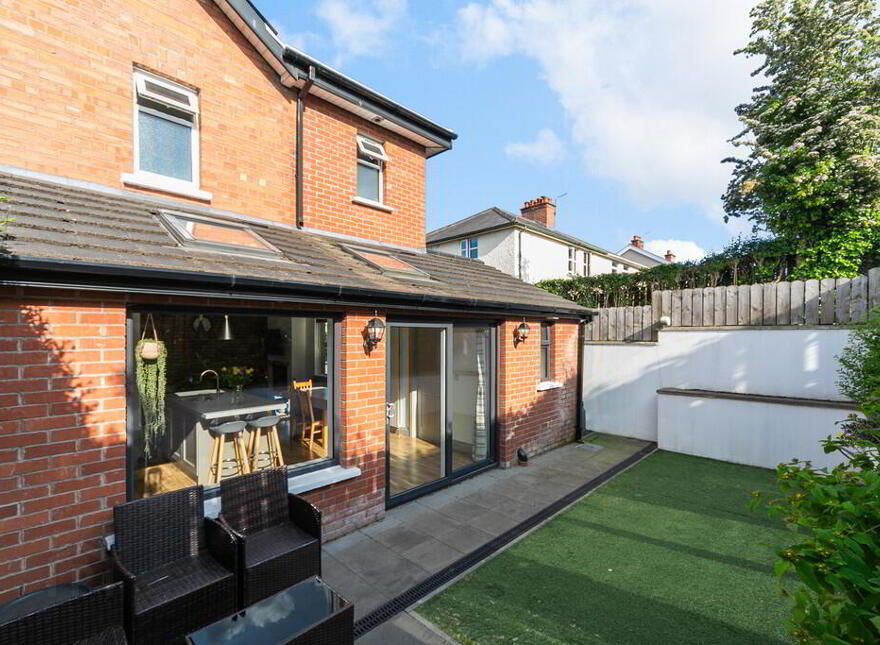 32 Wandsworth Gardens, Belfast, BT4 3NL