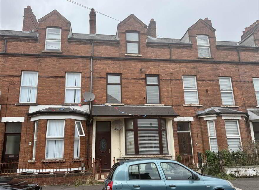 49 Castlereagh Place, Belfast, BT5 4NN photo
