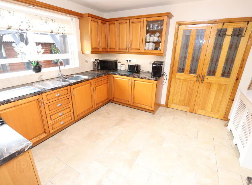 40 Ashdale, Chanterhill, Tempo Road, Enniskillen, BT74 4BH