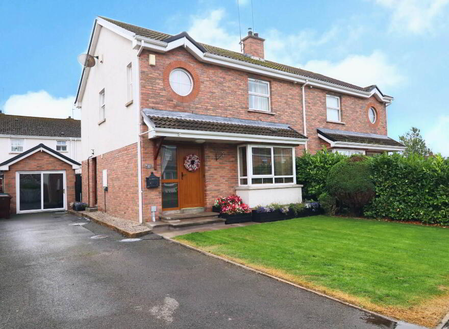 40 Ashdale, Chanterhill, Tempo Road, Enniskillen, BT74 4BH photo