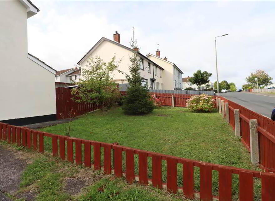16 Leven Crescent, Dundonald, Belfast, BT5 7DZ