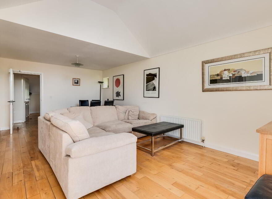 6 Laurel Grove, Enniskillen, BT74 4EQ