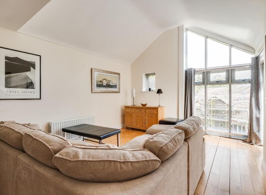 6 Laurel Grove, Enniskillen, BT74 4EQ