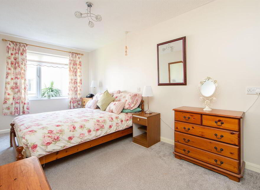 17 Mount Royal, Donaghadee, BT21 0QY
