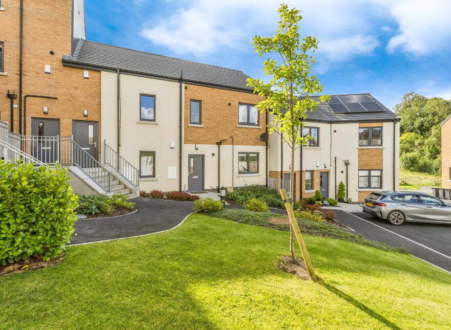 6 Fairfields Mews, Lisburn, BT28 3AA
