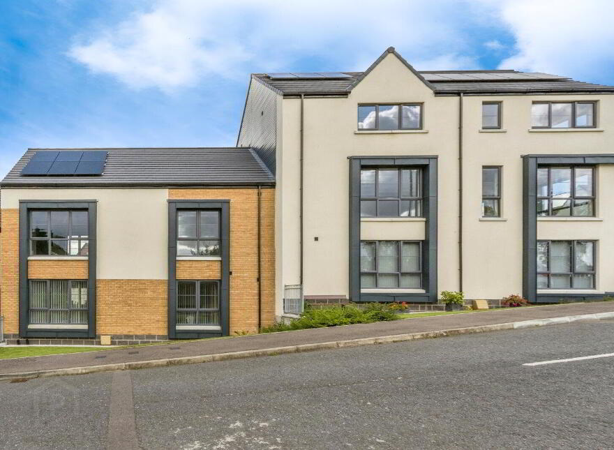6 Fairfields Mews, Lisburn, BT28 3AA