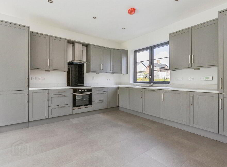 6 Fairfields Mews, Lisburn, BT28 3AA