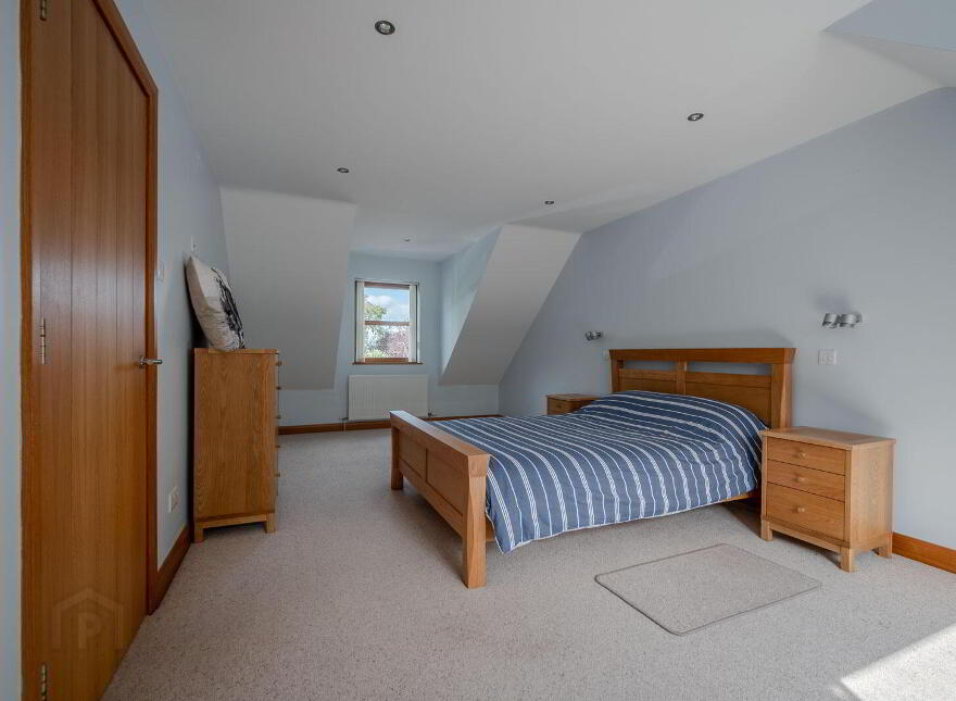 27 Seahill Road, Holywood, BT18 0DJ