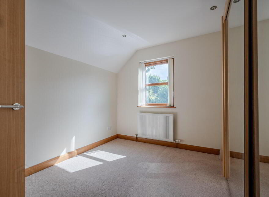 27 Seahill Road, Holywood, BT18 0DJ