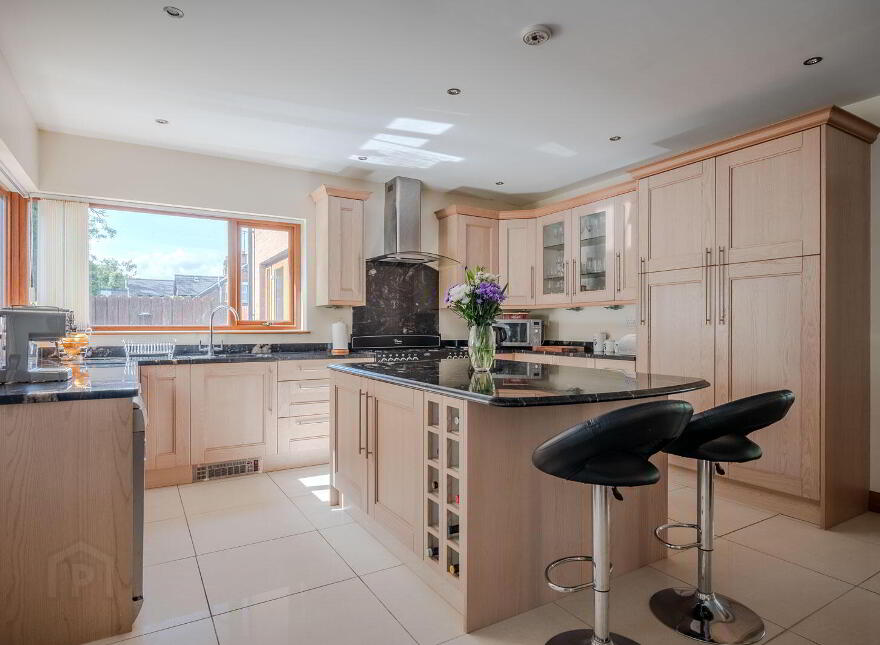 27 Seahill Road, Holywood, BT18 0DJ