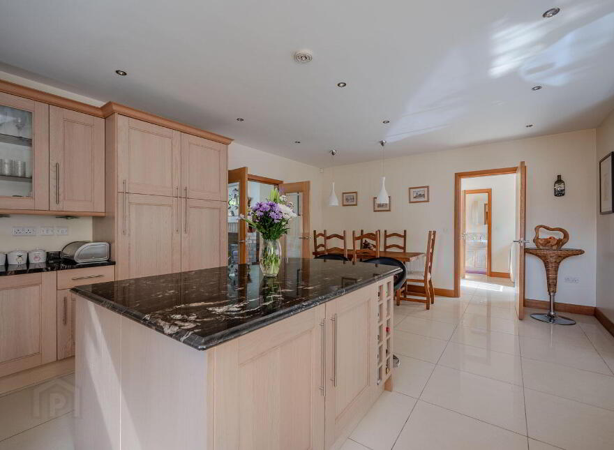 27 Seahill Road, Holywood, BT18 0DJ