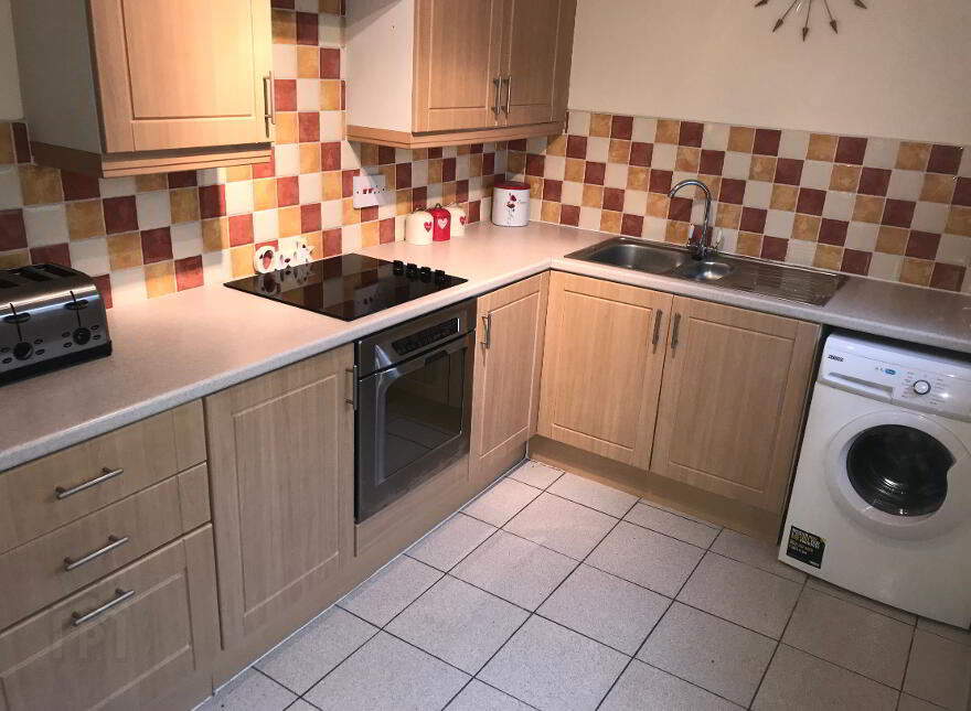 76 Irish Quarter West, Carrickfergus, BT38 8AT