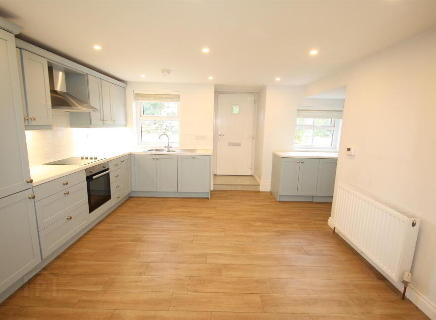 72 Grove Road, Ballynahinch, BT24 8PW