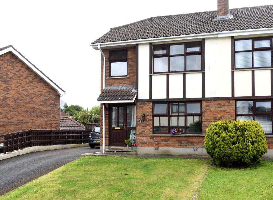 85 Hermitage, Hillsborough, BT26 6RJ