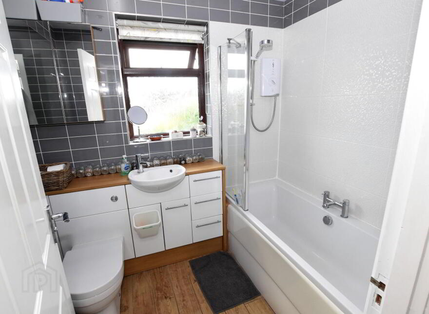 85 Hermitage, Hillsborough, BT26 6RJ