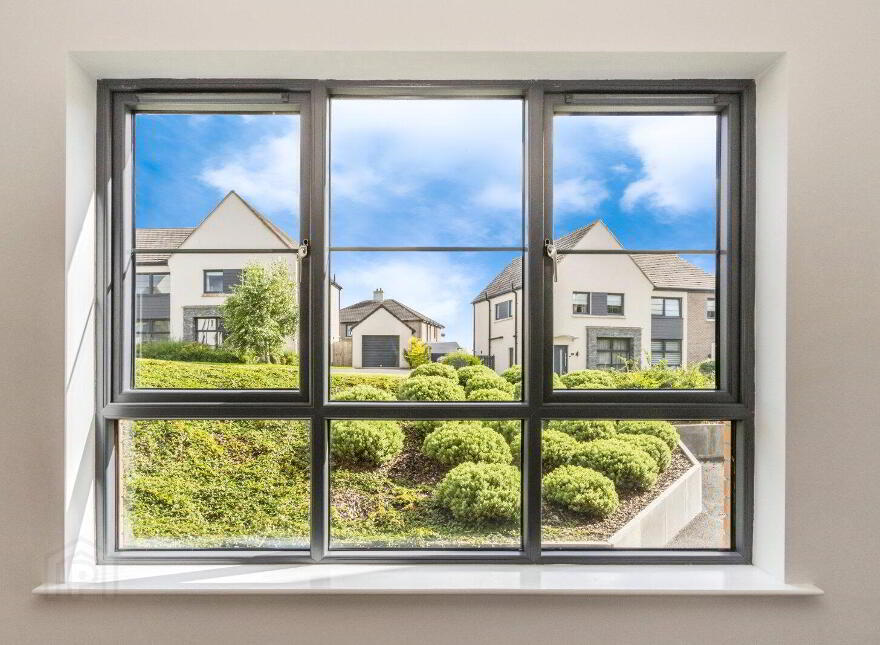 12 Fairfields Mews, Lisburn, BT28 3AA