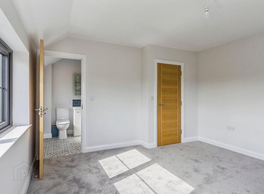 11 Fairfields Mews, Lisburn, BT28 3AA