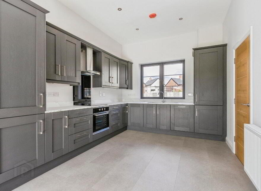 8 Fairfields Mews, Lisburn, BT28 3AA