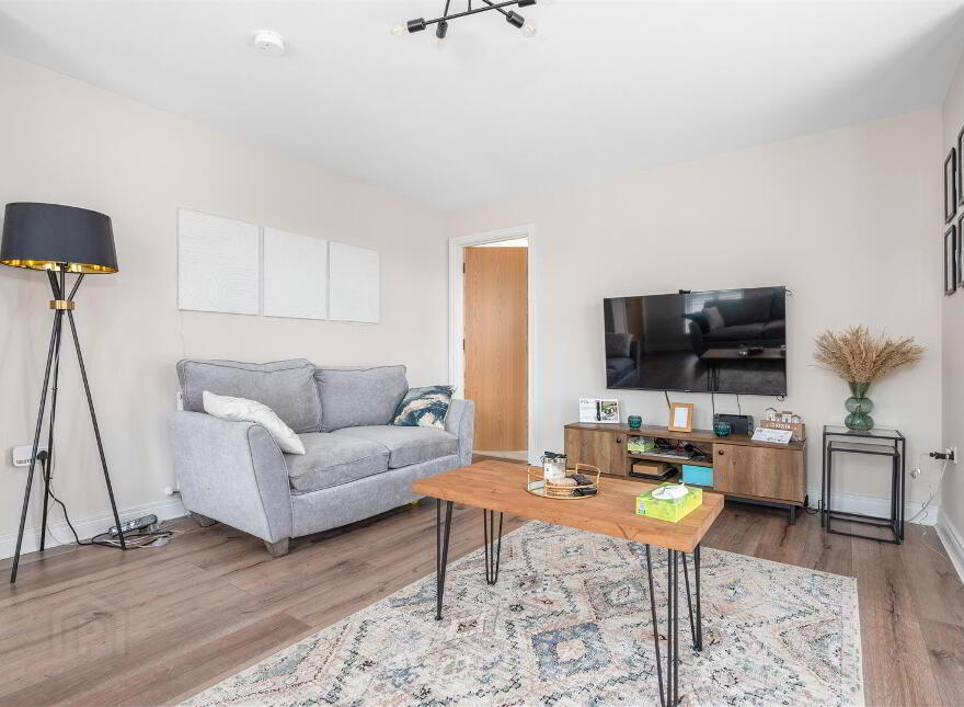 14 Ballyveigh Parade, Antrim, BT41 2FN