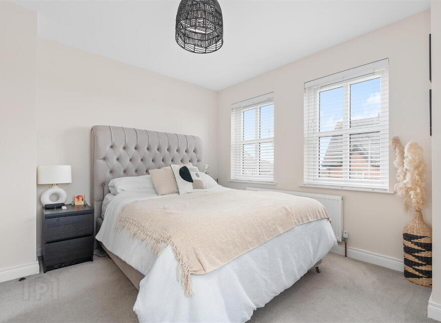 14 Ballyveigh Parade, Antrim, BT41 2FN