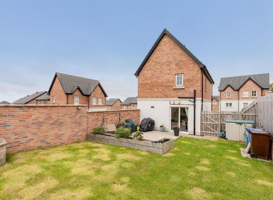 14 Ballyveigh Parade, Antrim, BT41 2FN