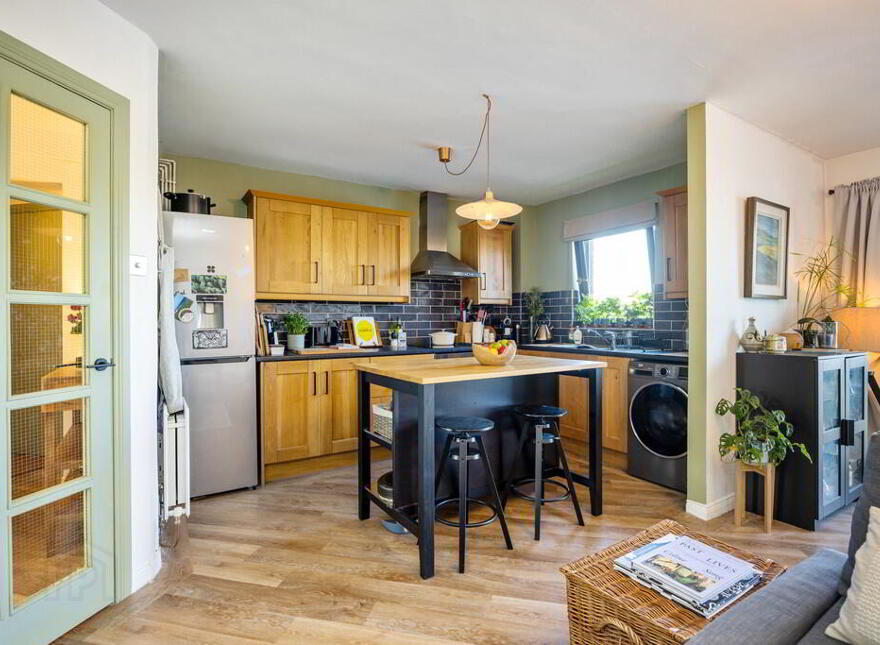 16 Ravenhill Reach, Belfast, BT6 8RA